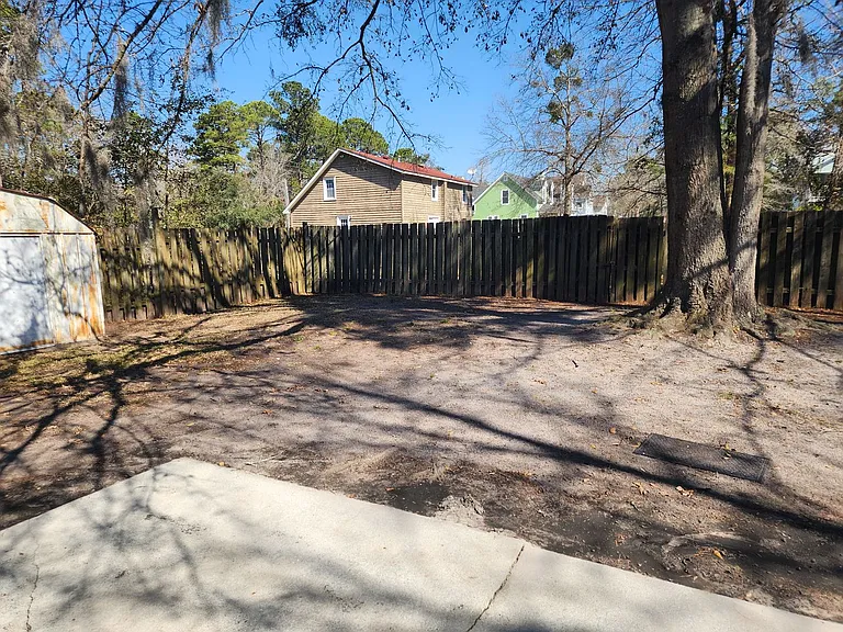 32 Norwood Ct — Photo 15