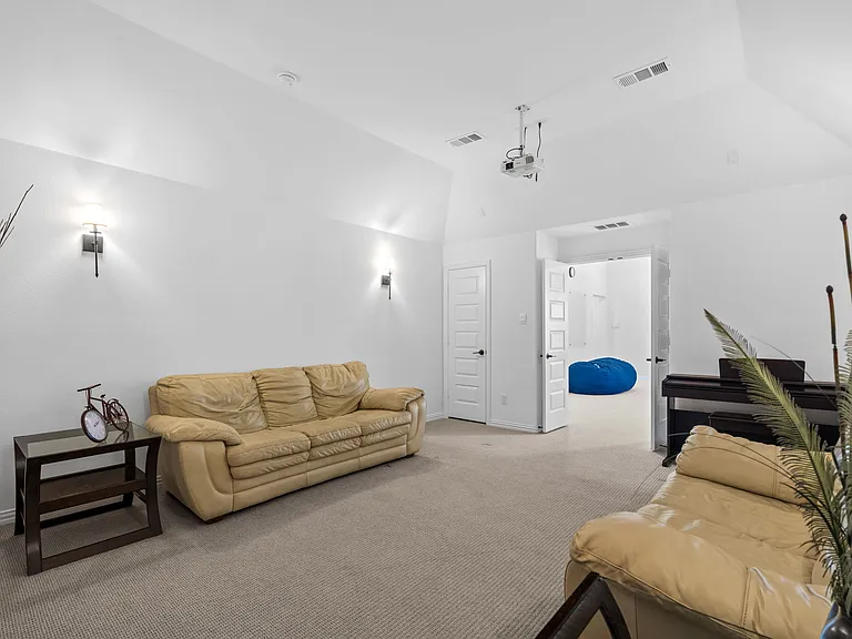 2541 Forestbrook Dr #1 — Photo 32