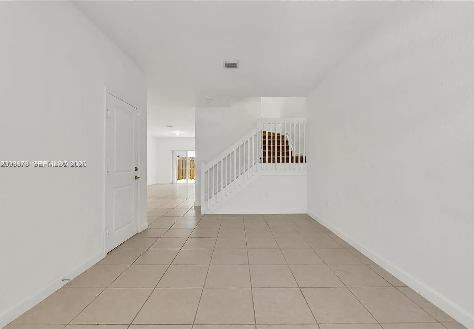 Keys Gate Residential — Photo 4