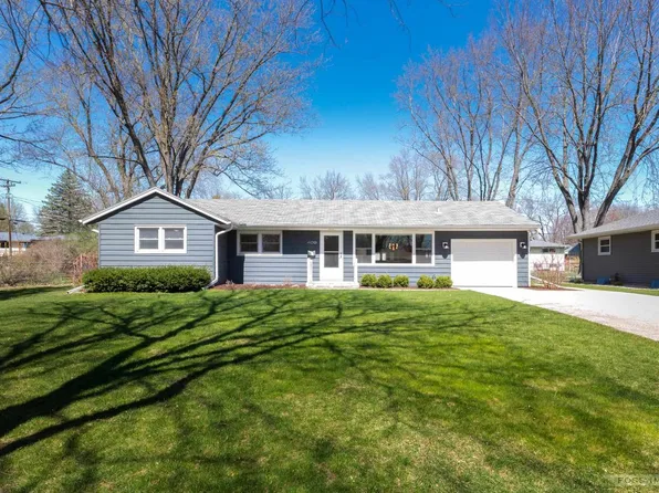 409 La Belle LANE, Monona, WI 53716