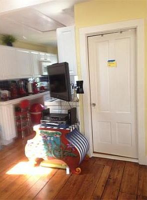 5th image of 22 Broad St #3