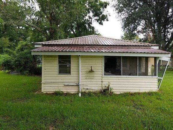 3rd image of 411 New Orleans Ave