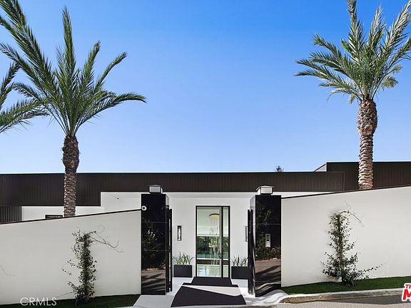 3rd image of 677 Nimes Rd