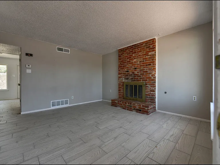 6913 Pamlico Dr — Photo 6