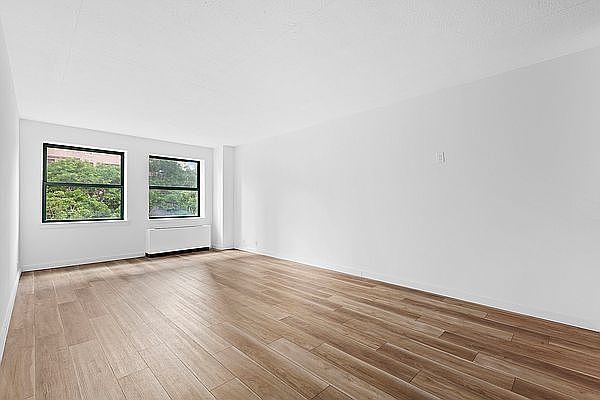 1st image of 600 Columbus Ave APT 5L