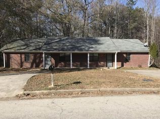 8337 Warren Dr, Douglasville, GA 30134
