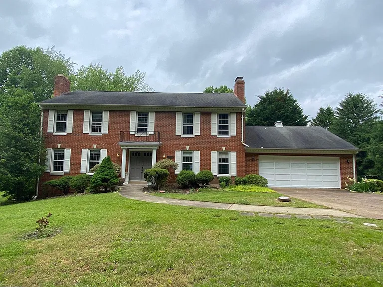 330 River Bend Rd — Photo 24