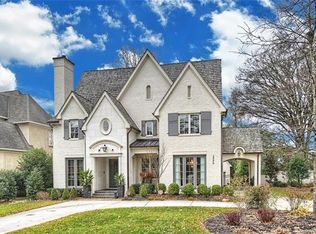 2346 Overhill Rd, Charlotte, NC 28211