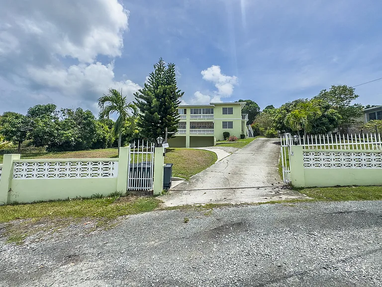 114 Mount Pleasant Ea #D — Photo 1