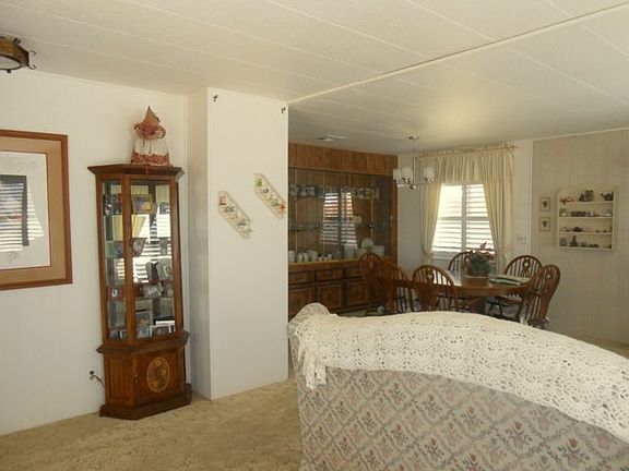 4th image of 3932 Homewood Village Dr #82