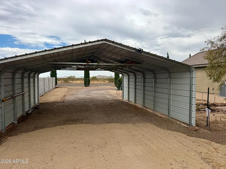 2122 E Cloud Rd — Photo 21