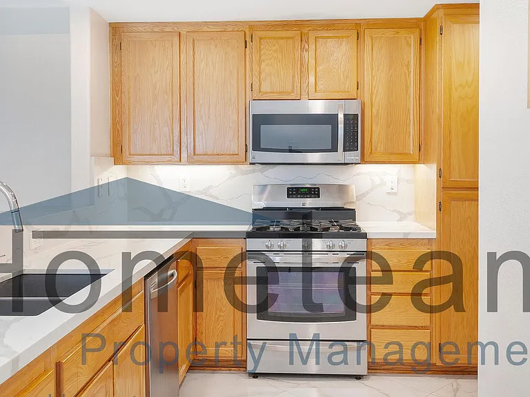 1863 Opaline Pl #513 — Photo 10