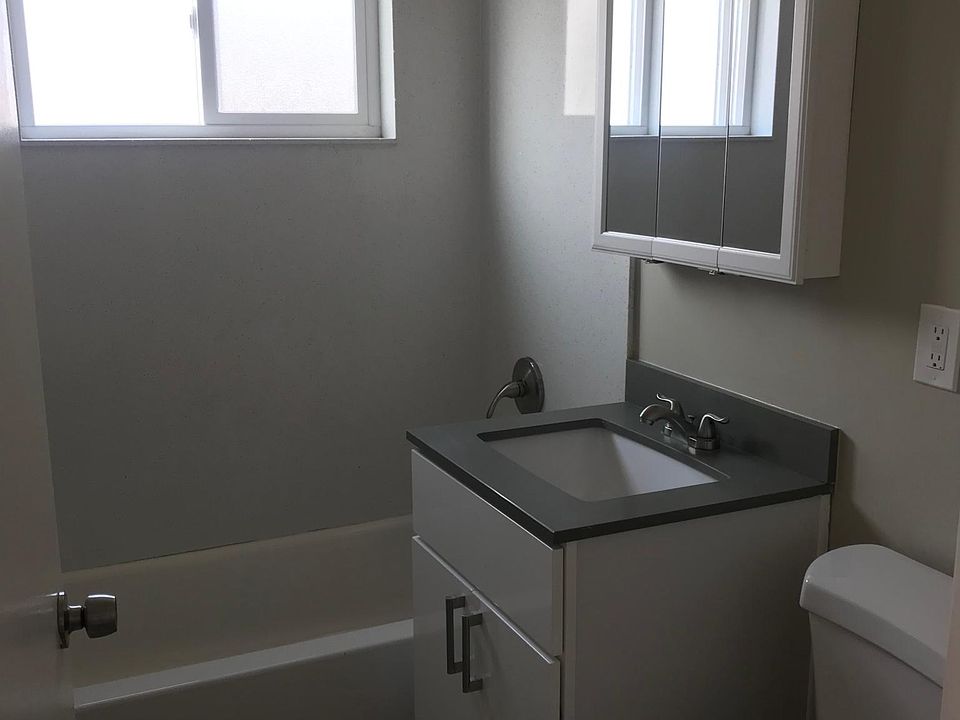 2nd image of 20607 Congress Way APT G
