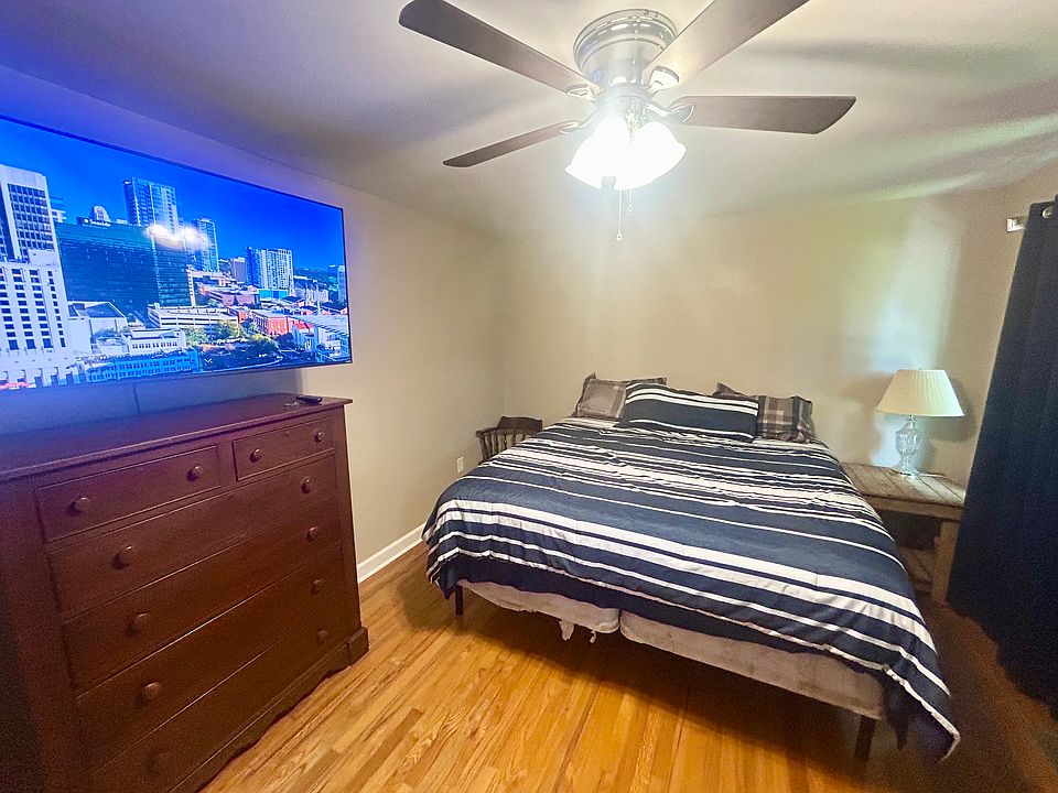 1st image of 222 Georgia Ave #1