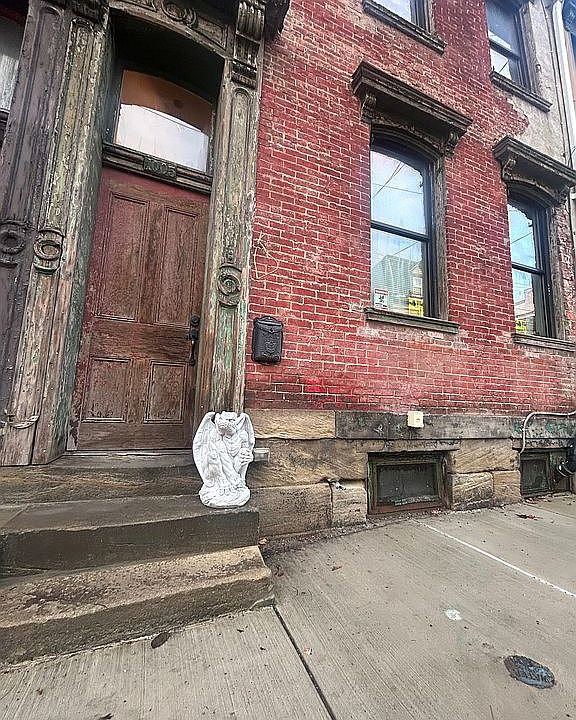 1st image of 1005 Chestnut St