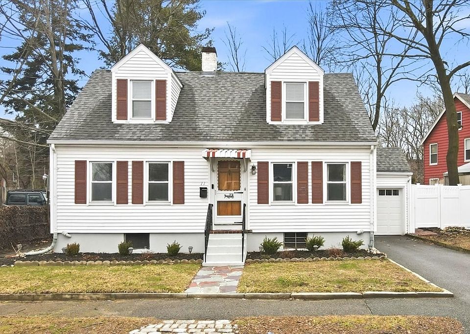 1st image of 11 Stimson St