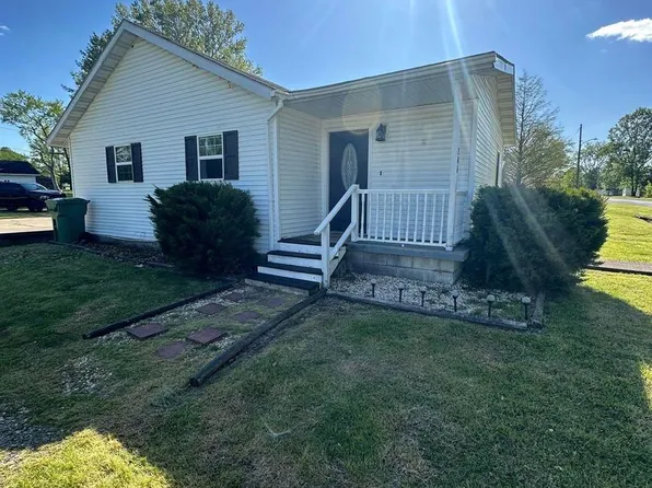 206 Benedict St, Valier, IL 62891