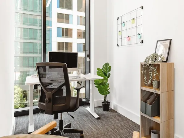 333 Washington Street image 16 of 16