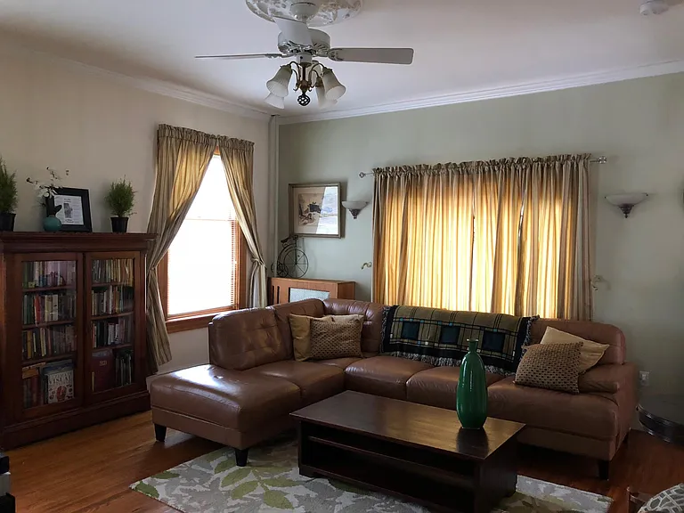 39 Newtonville Ave — Photo 1