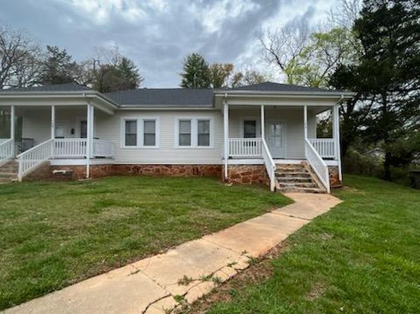 166 Pine St