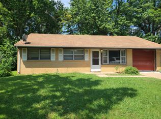 1517 Pipher Ln, Manhattan, KS 66502