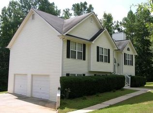 45 Four Oaks Dr, Newnan, GA 30263