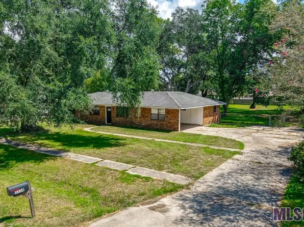 5334 Fennwood Dr, Zachary, LA 70791
