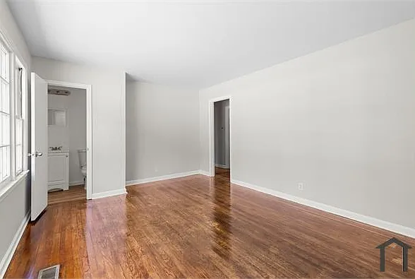 149 Rose Dr — Photo 9