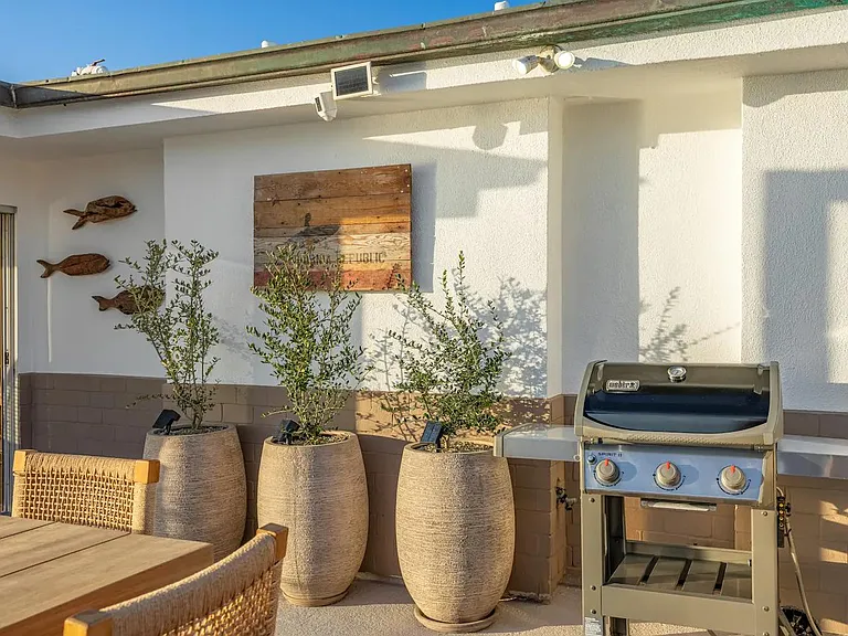 Grill seaside delights on the BBQ_coastal culinary at its finest.