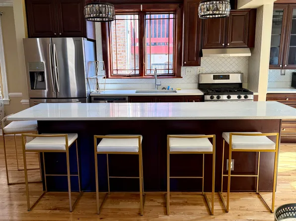 4222 N Mulligan Ave #1, Chicago, IL 60634
