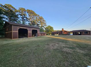 95 Rabbit Point Rd, Cropwell, AL 35054
