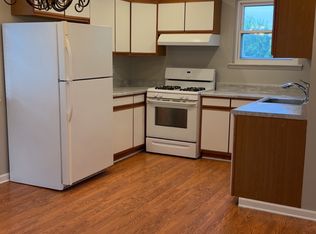 2824 Roundtree Dr #2824, Troy, MI 48083