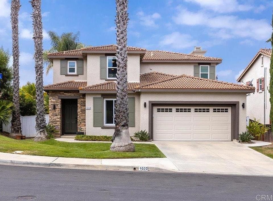 1st image of 1032 Tesoro Ave