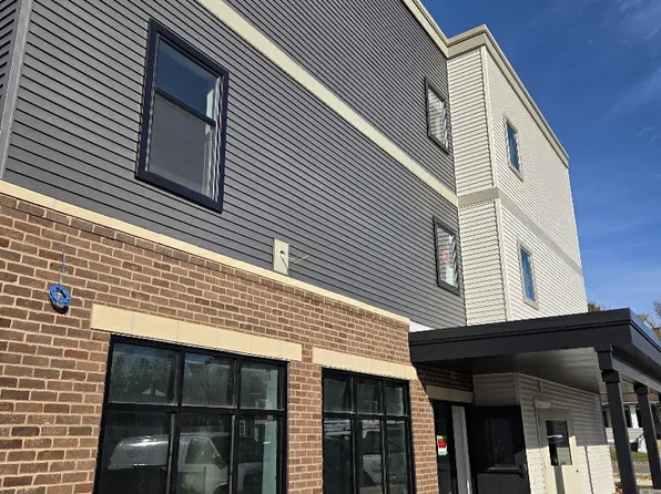 Lofts at Lumber Square, 900 Emmet St #321, Petoskey, MI 49770