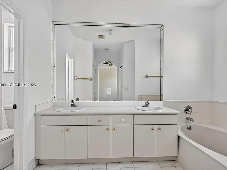 11007 SW 243rd Ln — Photo 32