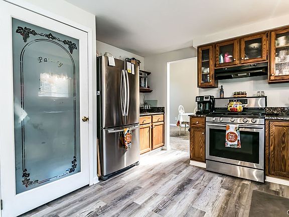 5th image of 4922 Joyce Pl