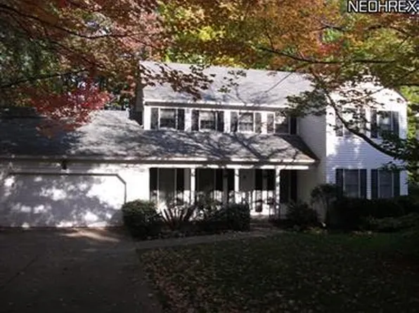 577 Red Rock Dr, Wadsworth, OH 44281