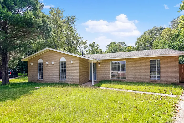 6224 Nature Ct — Photo 1
