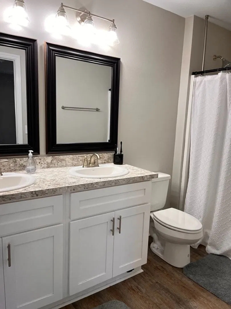 New Home for Rent — Photo 4