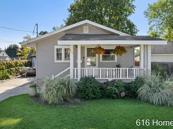 810 Oaklawn St NE, Grand Rapids, MI 49505