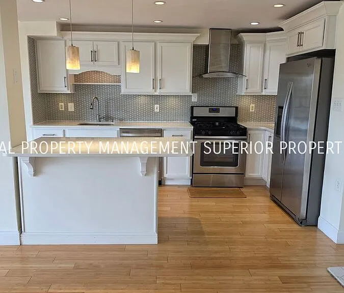 801 Yale Ave #1117 — Photo 2