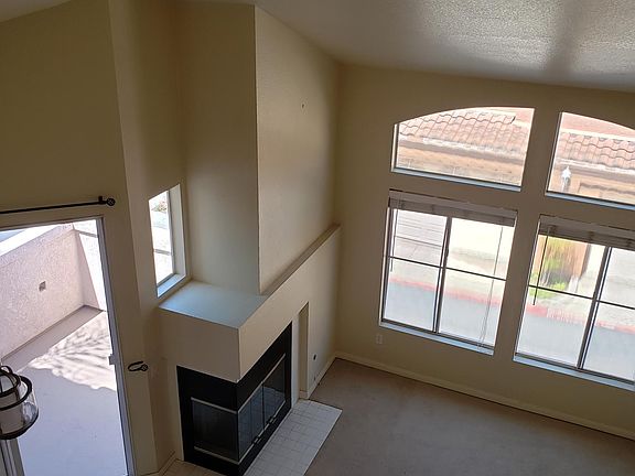 4th image of 1371 Serena Cir