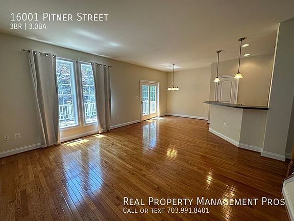 3rd image of 16001 Pitner St