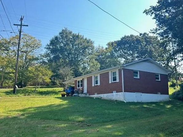 305 Greenacres Dr, Paris, TN 38242