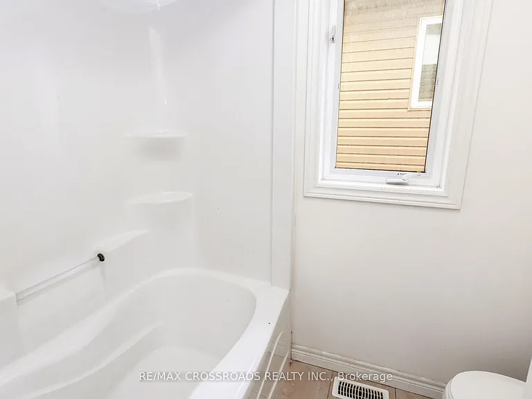 7 Colorado Blvd — Photo 30