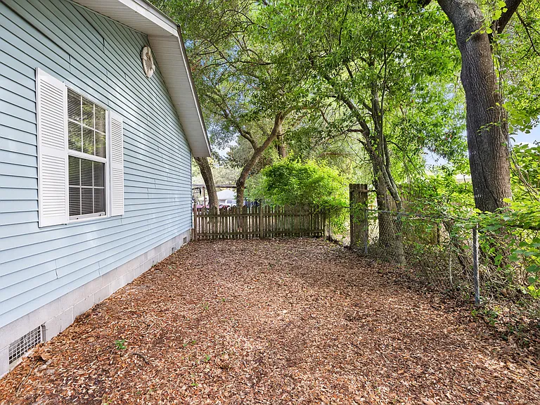 334 Calhoun Ave — Photo 29