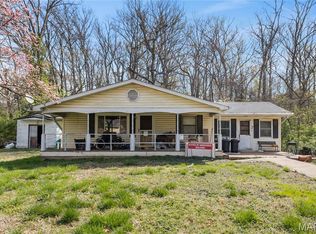 7 Mortons Grove St, Valley Park, MO