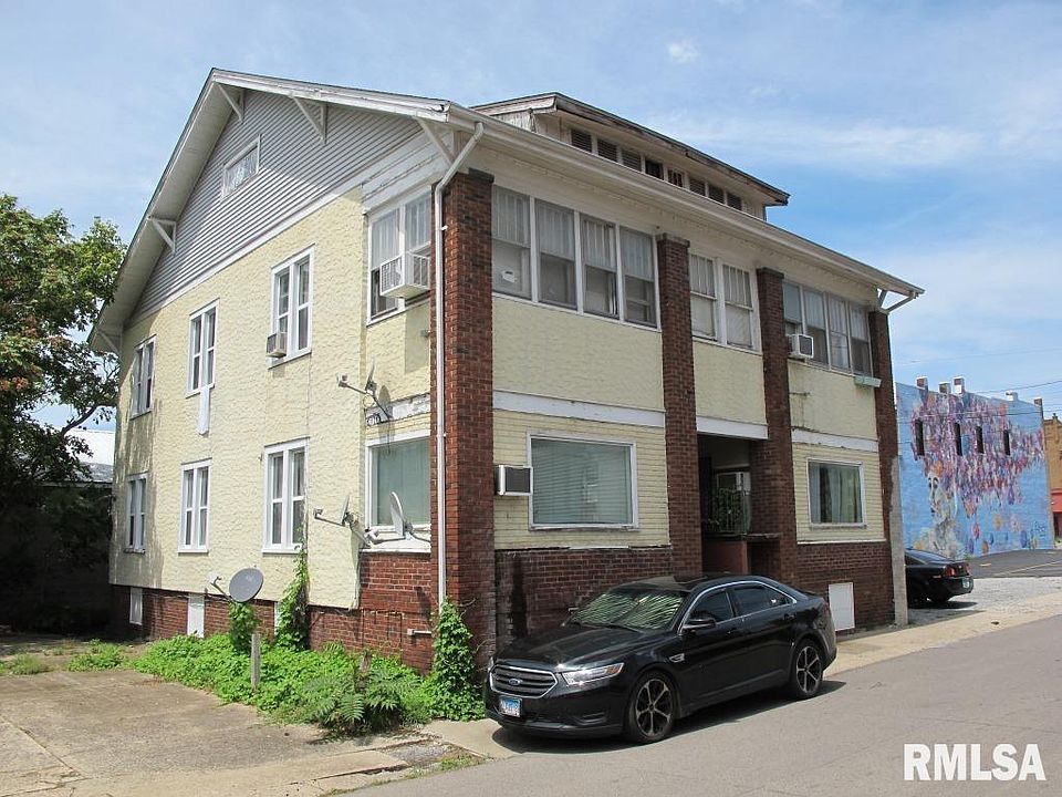 1st image of 104 S Liberty St