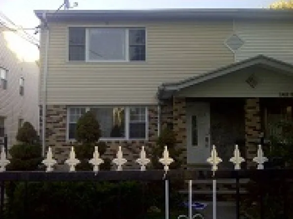 14590 223rd St, Springfield Gardens, NY 11413