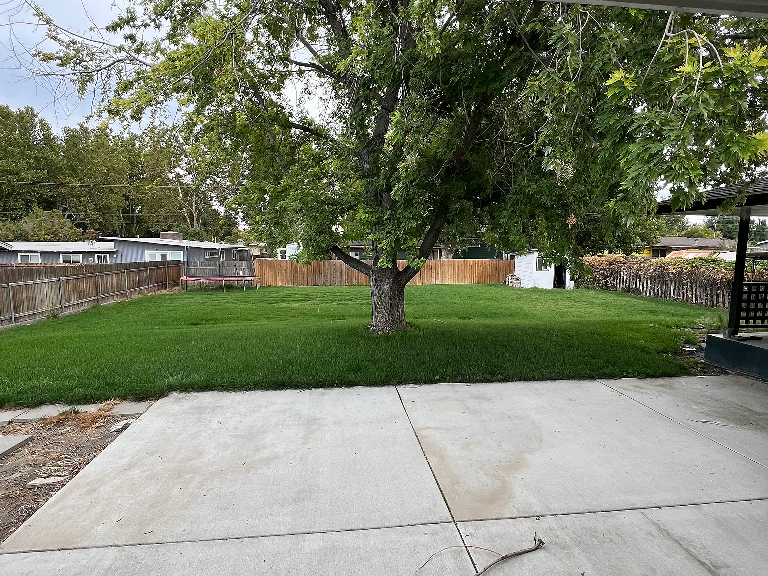 5 bed, 2800 sqft, $2,800 — Photo 4